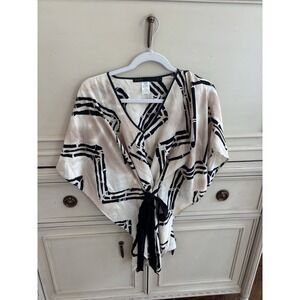 Akiko 100% Silk Black Beige Blouse Vneck Back Tie Geometric Pattern Small‎